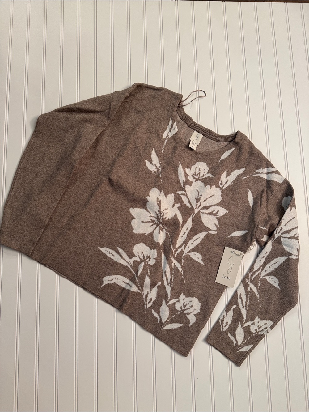 NWT Joie XL Tan & Cream Floral Button Back Sweater